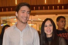Aura Kasih Gelar 4 Bulanan, Netizen Sibuk Hitung Usia Pernikahan