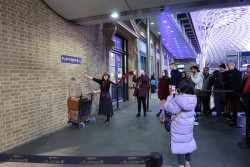 Berkunjung ke "Kampung" Harry Potter di London