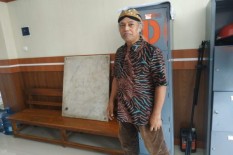 Ini Tanggapan Kerabat Keraton Solo Terkait Prasasti PB X Dijadikan Meja di Kantor Damkar...