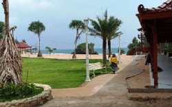 Ini Dia Pantai Ngrawe yang Bikin Kerasan Berwisata di Gunungkidul