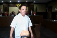 Parah, Gubernur Irwandi Terima Uang Suap di Masjid Baiturrahman
