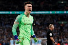 Menolak Diganti, Kepa Dihukum Potong Gaji Rp3,4 Miliar