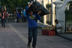 KOMUNITAS: Clean The City, Mengobarkan Semangat Membuang Sampah pada Tempatnya