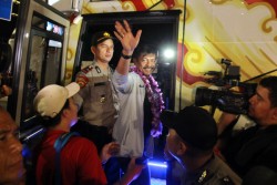 Skuat Indonesia U-22 Tiba di Tanah Air & Disambut Meriah