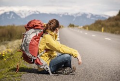 Liburan Mewah Kini Tergeser Piknik ala Backpacker