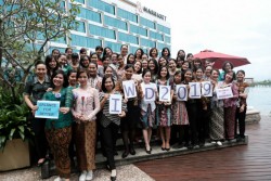 Karyawan Perempuan Yogyakarta Marriott Hotel Diajak Menjaga Keseimbangan Hidup