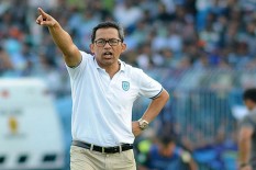 Perubahan Formasi Menangkan Persela Atas Arema FC