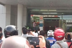 Ngamuk di Bank, Margono Dilumpuhkan