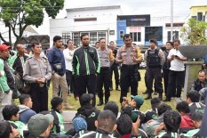 Rekan Dianiaya Ojek Pangkalan, Komunitas Ojek Online Geruduk Mapolres Wonosobo