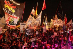 Bendera Slank Ada di Berbagai Negara