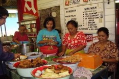 Mbok Jum, Pengelola Kantin Legendaris UNS Solo Meninggal Dunia