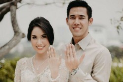 Ryuji Utomo Menikah, Gaun Pengantin Istrinya Menuai Kritikan