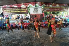 Dusun Doga Gelar Jatilan dan Gejog Lesung