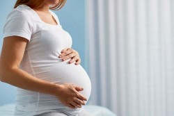 Di Desa Ini, Wanita Tidak Boleh Melahirkan