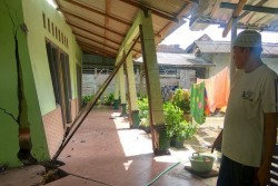 Rumah Warga Playen Rusak karena Tanah Ambles