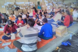 Geliat Para Pelipat Surat Suara