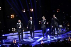 Boyzone Mengenang Mendiang Stephen Gately dengan lagu Every Day I Love You Kenang