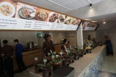 Bale Nyoenya Sajikan Menu Tradisional dengan Suasana Modern
