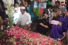 Terpukul, Uut Permatasari Masih Tak Percaya Ayahnya Tewas