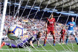 Roma Dihajar Napoli di Olimpico