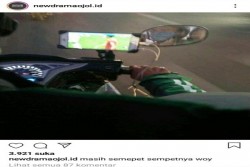Sopir Ojol Ini Live Streaming Sambil Bawa Penumpang