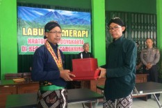 Keraton Serahkan Uborampe Untuk Prosesi Labuhan Merapi