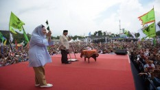 Prabowo Goda Titiek Soeharto di Kridosono
