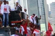 Lagu Via Vallen Iringi Massa Jokowi Pawai ke GBK