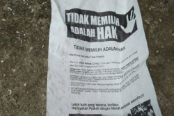 Jelang Pencoblosan, Selebaran Ajakan Golput Bertebaran