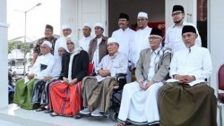 Puluhan Kiai Jawa Timur Pendukung 01 & 02 Bertemu, Lupakan Dukungan di Pilpres 2019