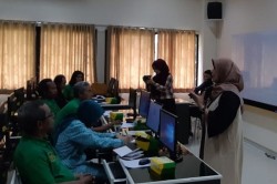 UMY Berdayakan Bank Sampah Kradenan Berseri Melalui Sistem Informasi Online