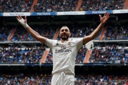 Bagi Zidane, Benzema adalah Striker Terbaik di Dunia