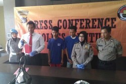 Sebelum Mencuri, Komplotan Ini Berpura-pura Belanja di Rumah Korbannya