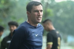Pakai 4-3-3, Vlado Janjikan PSIM Bermain Menyerang di Liga 2