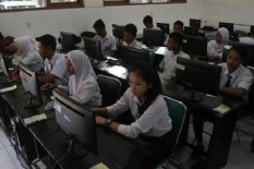 Disuruh Menghitung Penghasilan Tukang Parkir dan Luas Topi, Begini Curhat Peserta UNBK SMP 2019