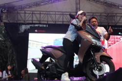 Nella Kharisma Menggoyang Panggung Yamaha di Klaten