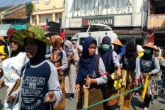 Buruh Peringati May Day di Rumah Wali Kota Pangkalpinang