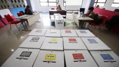 Jelang Siang, PDIP, Gerindra, dan Golkar Duduki Posisi Tiga Teratas