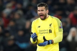 Alisson Sejengkal Lagi Memecahkan Rekor