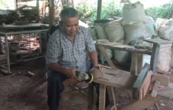 SOSOK: Suratimin, Mendedikasikan Diri untuk Hutan