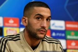 Buka Puasa di Amsterdam 15 Menit Setelah Kick Off, 2 Pemain Ajax Tetap Puasa