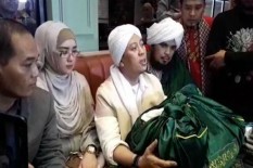 Simpan Rambut Nabi Muhammad, Opick Malas Bernyanyi & Keluar Rumah