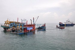 Secara Bisnis, Penenggelaman Kapal Ilegal Justru Menguntungkan 