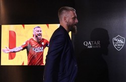 Setelah 18 Tahun, De Rossi Tinggalkan AS Roma