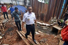 Andi Arief Sindir Anies Baswedan Main Aman