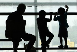 PARENTING: Jaga Kesehatan Mental Anak, Jangan Abaikan Perubahan Emosinya      