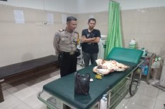 Sebelum Ditinggal di Teras Warga, Dugaan Kuat Bayi Ini Dibuang di Makam