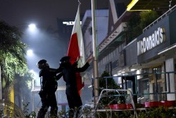 Ini Kondisi Pertokoan Sarinah Usai Kerusuhan…