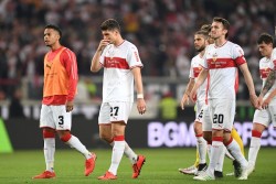 Seri di Kandang Sendiri, Stuttgart Terancam Degradasi
