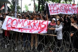 Aksi di Medan Sumut Sempat Ricuh